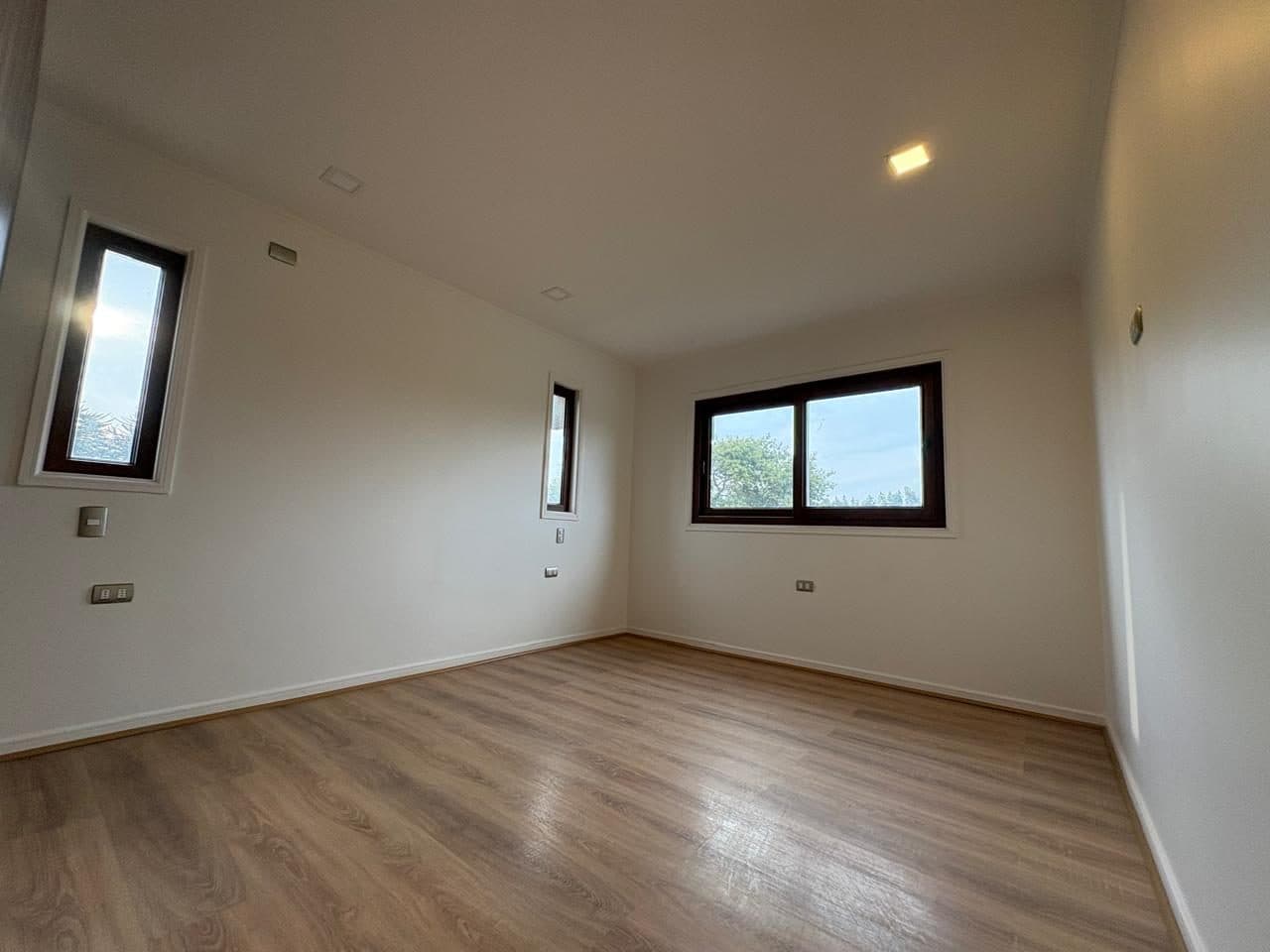 Casa en Santo Domingo - Amplios Espacios y Excelente Ubicación. - Imagen 16